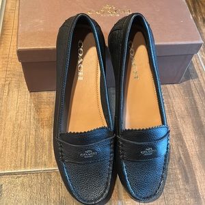 Coach Flats, size 7